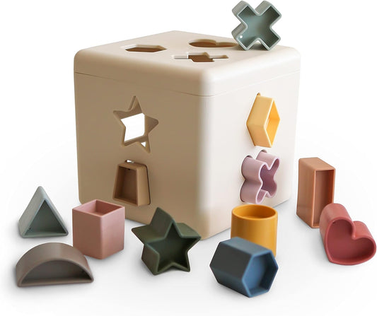 mushie Shape Sorting Box (Original) | Educational Learning Toy for Toddlers with 12 Shapes | Made in Denmark (10+ Months)